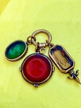 Extasia Carved Cameo Intaglia 3 Pendants Carnelian Smokey Quartz Agate